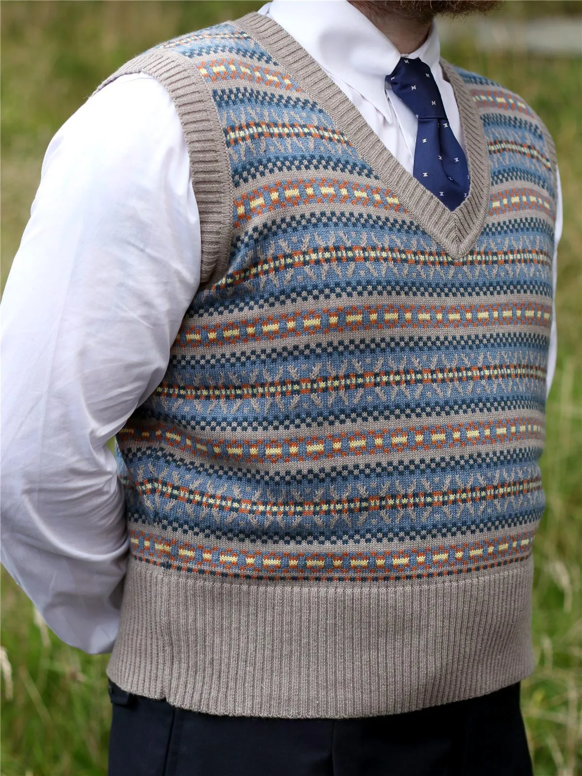 1940s Vintage Walter Fair Isle Tank Top in Tawny Grey