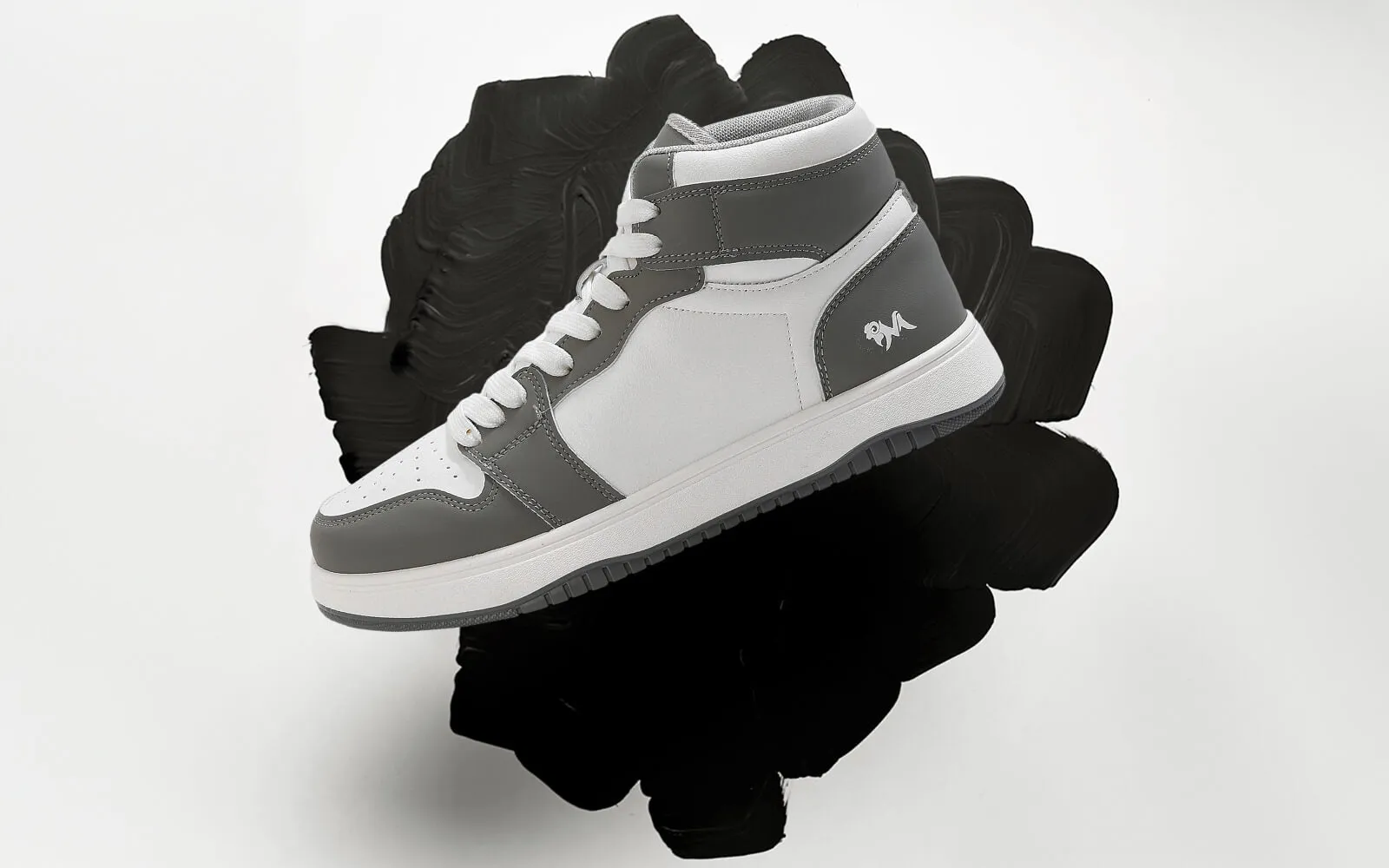 Character High Top : Grey-White