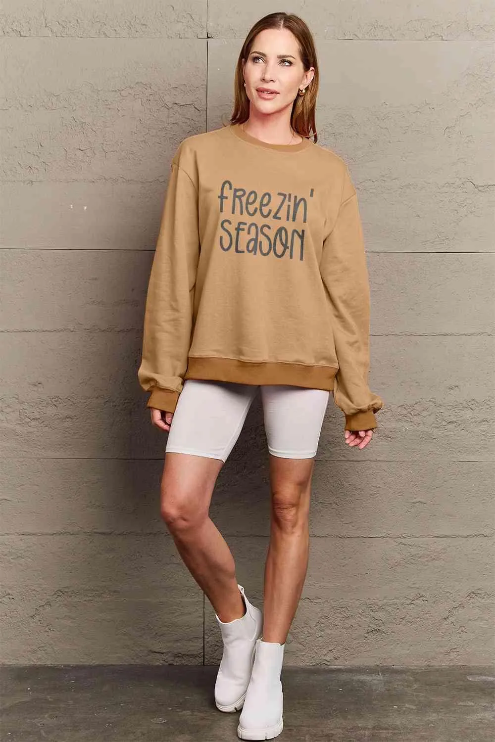 Cozy Winter Vibes Oversized Graphic Pullover Sweatshirt - Stay Warm in Style