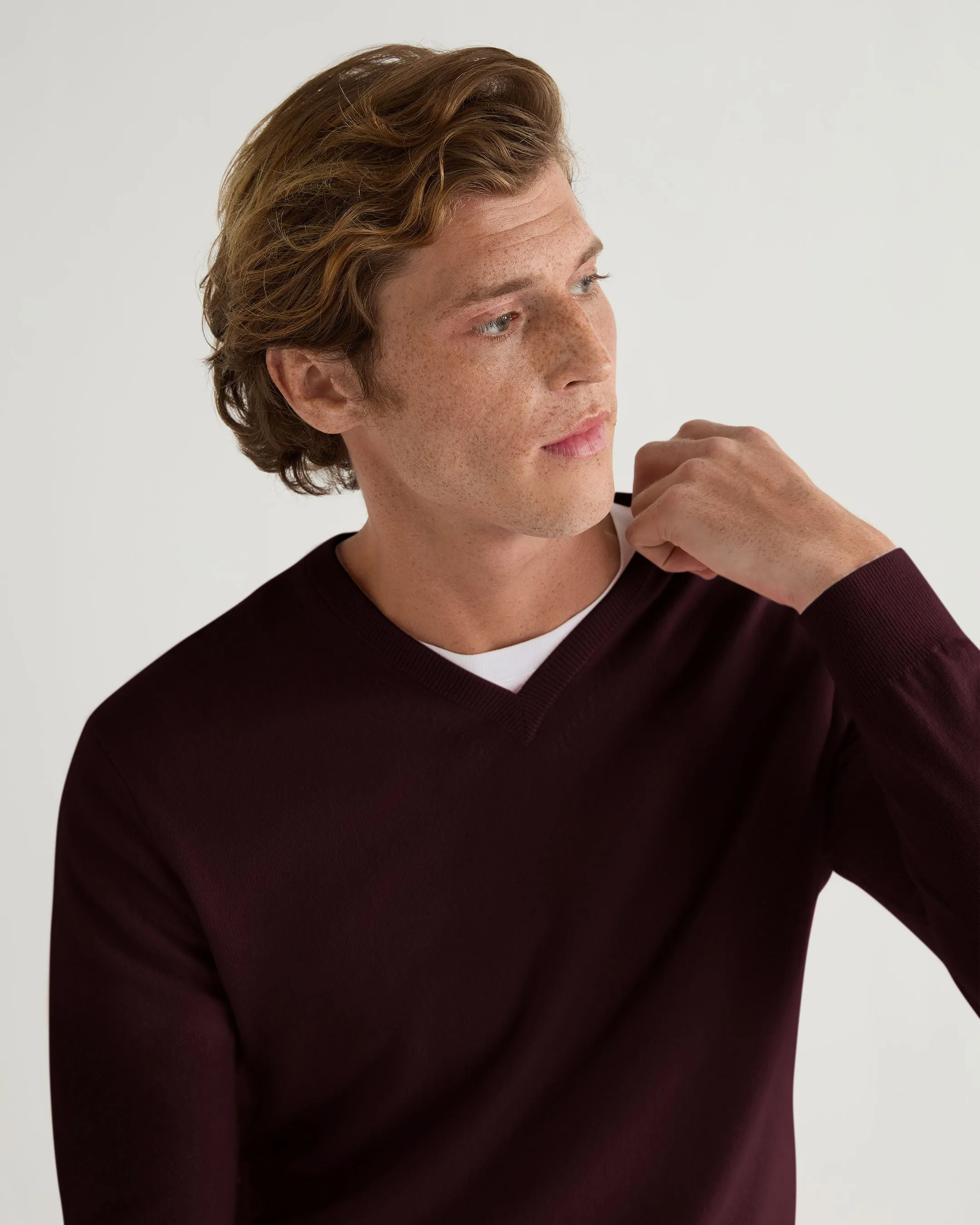 Men's Burlington V Neck Cashmere Jumper Claret Red