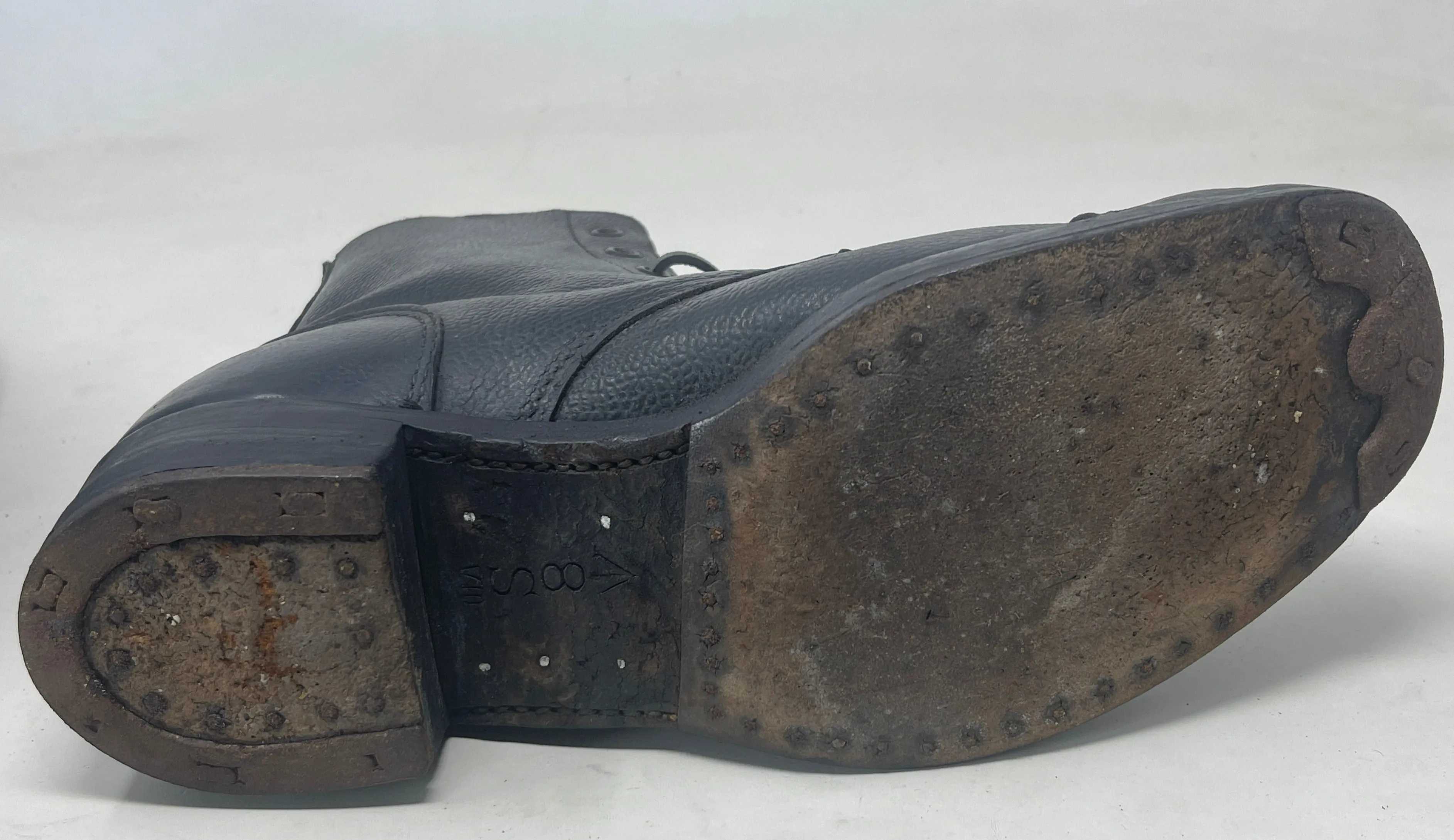 Original British Army Size 8 Pair of 1943 Dated  Ammo Boots