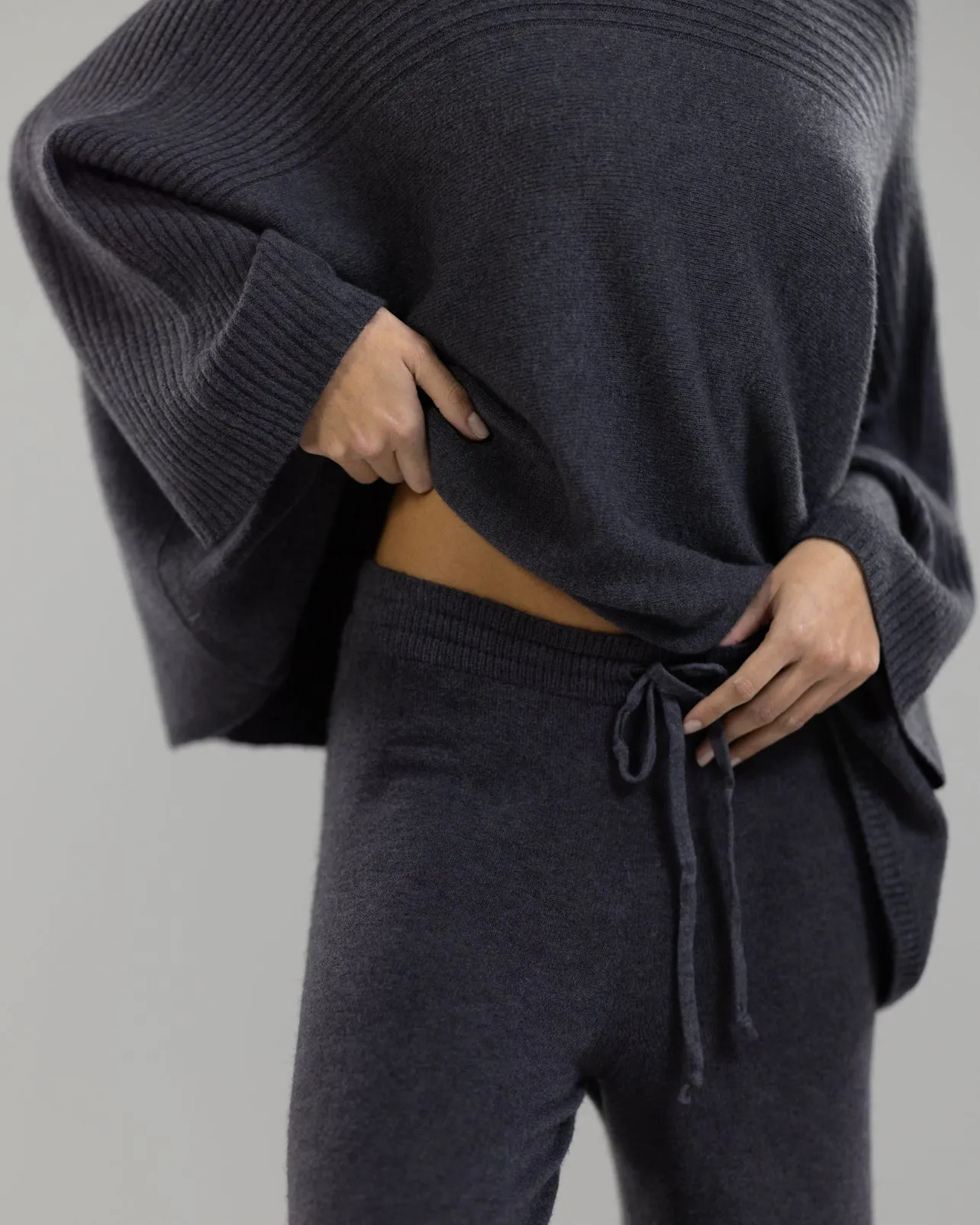 Relaxed Pants | Charcoal