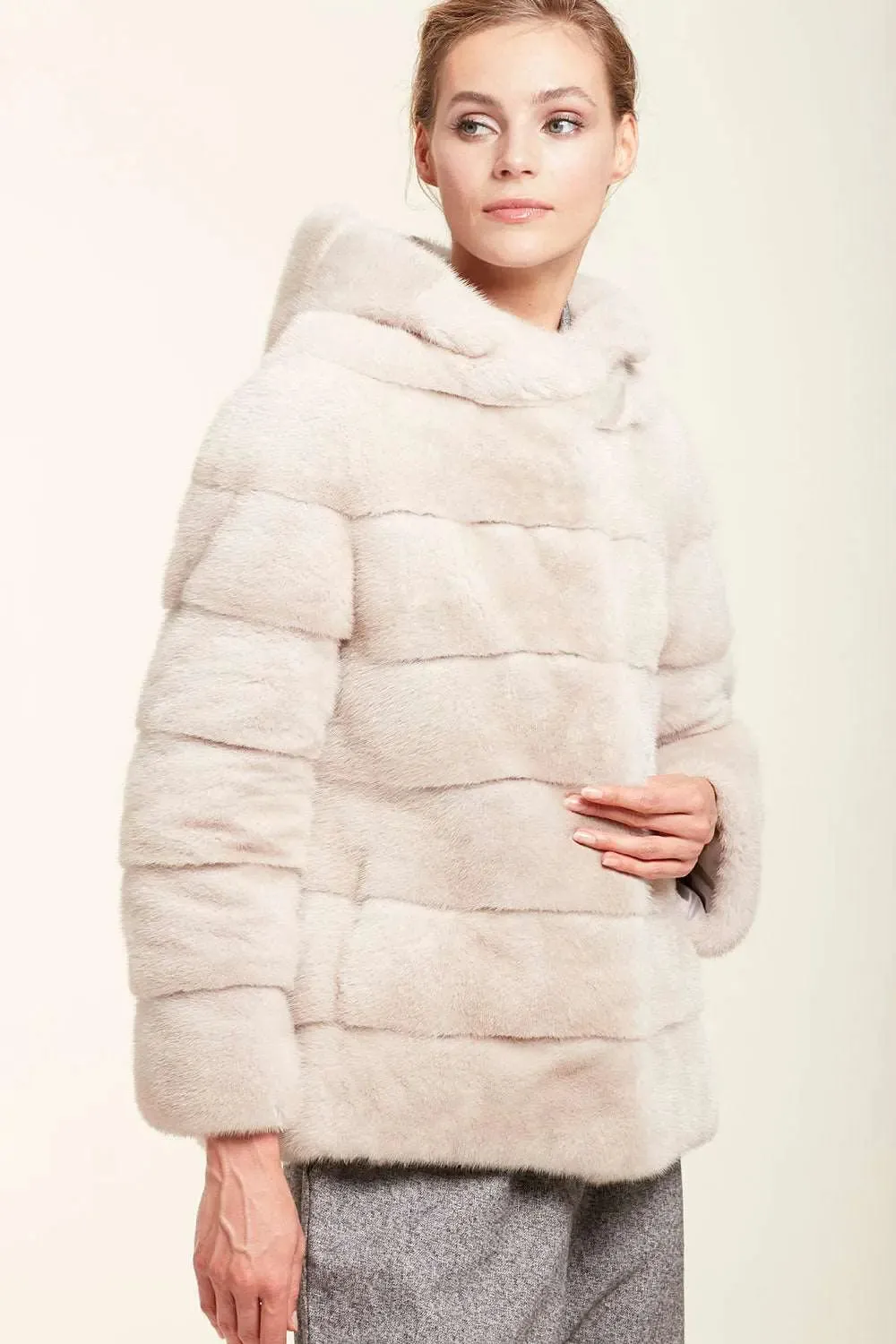 Reversible hooded mink jacket